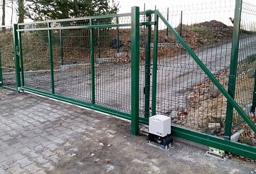 Откатные ворота из 3Д сетки